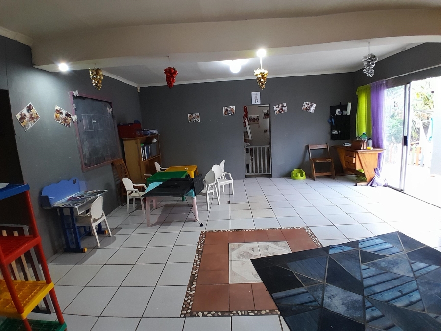 3 Bedroom Property for Sale in Oos Einde North West